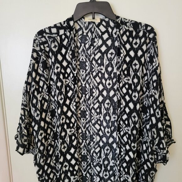 Promesa Fringe Patterned Cardigan Cover Up - Picture 6 of 7